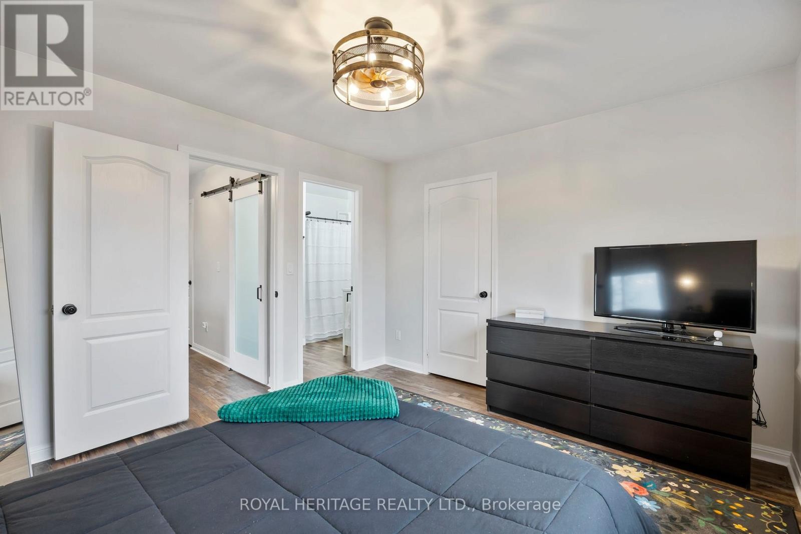 












1251 QUEST CIRCLE

,
Mississauga (Meadowvale Village),




Ontario
L5N8B6

