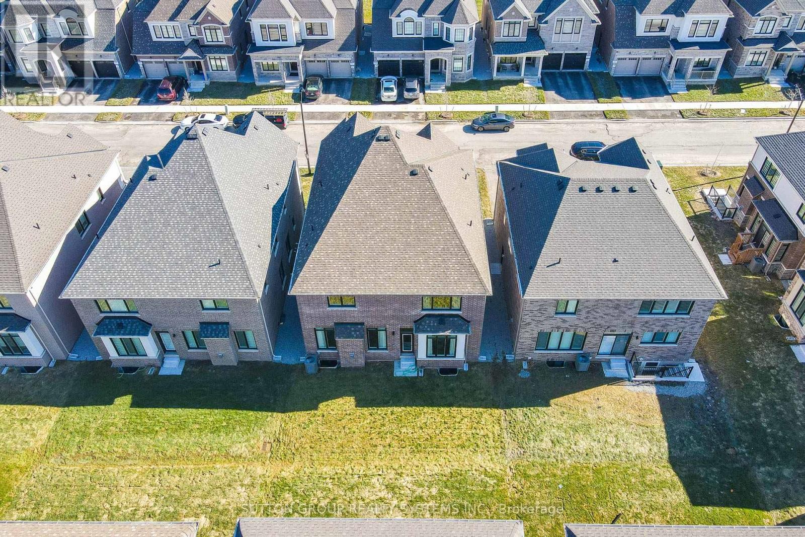 












1530 BUTTERCUP COURT

,
Milton (Walker),




Ontario
L9E2G3

