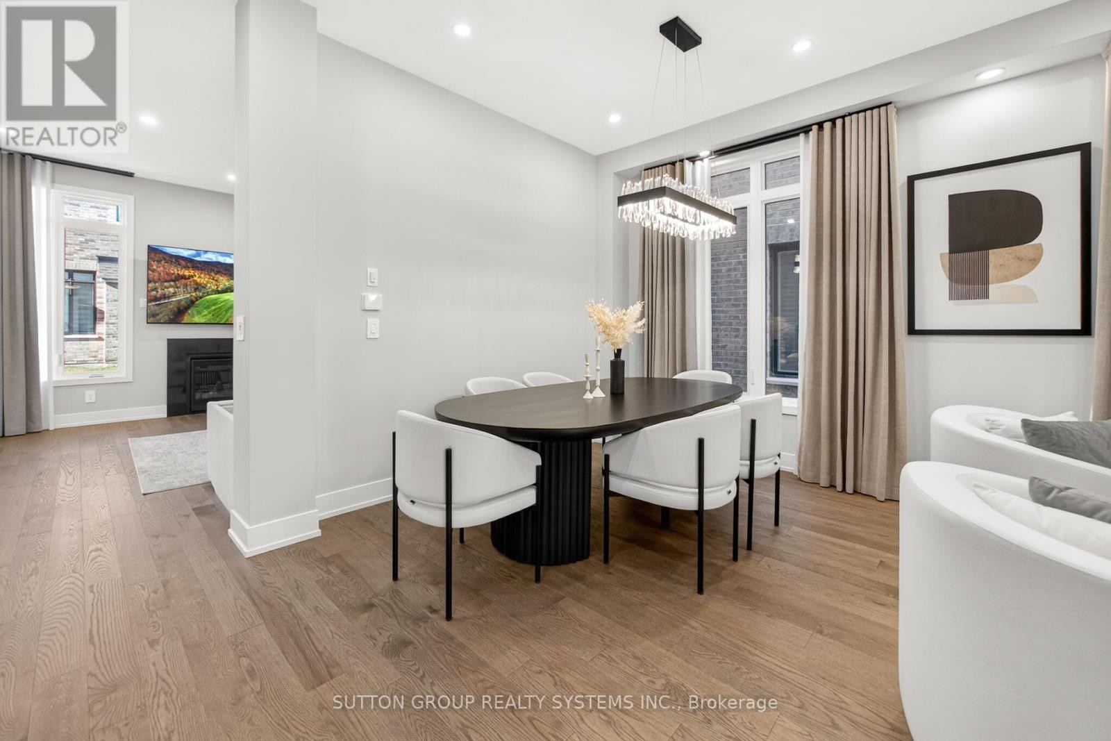 












1530 BUTTERCUP COURT

,
Milton (Walker),




Ontario
L9E2G3

