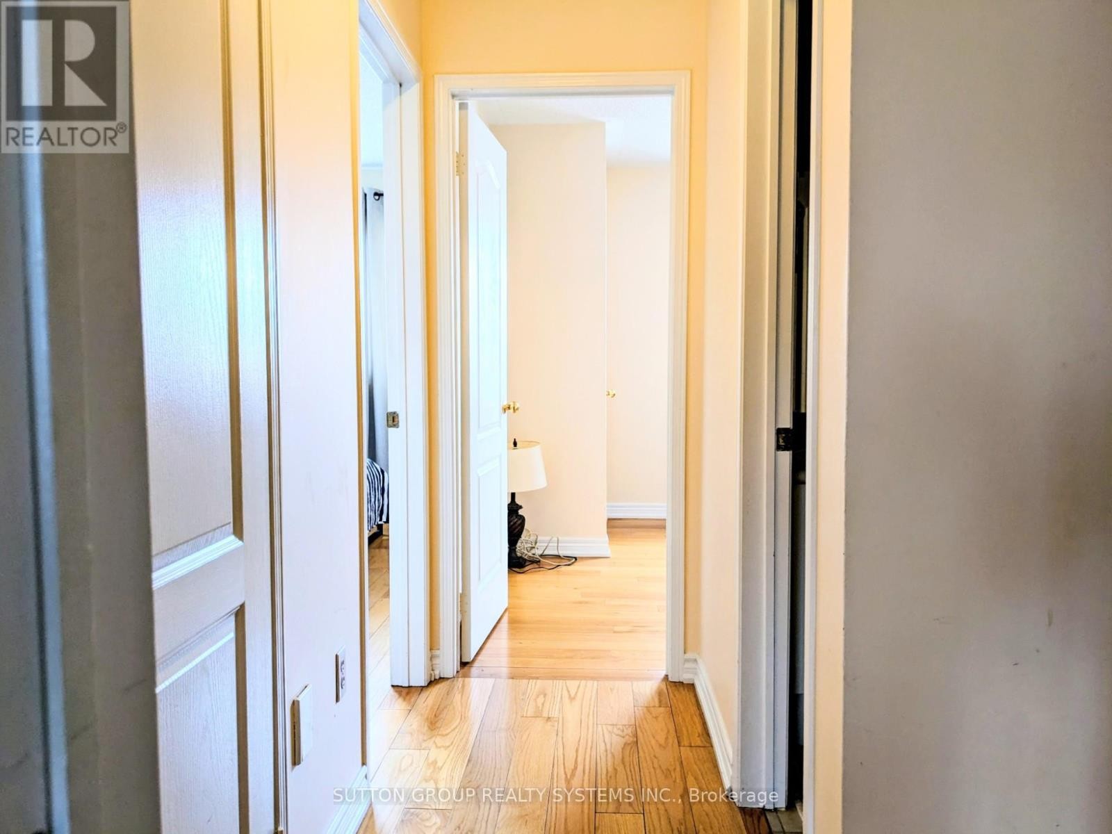 












5979 TENTH LINE W

,
Mississauga (Churchill Meadows),




Ontario
L5M6K7

