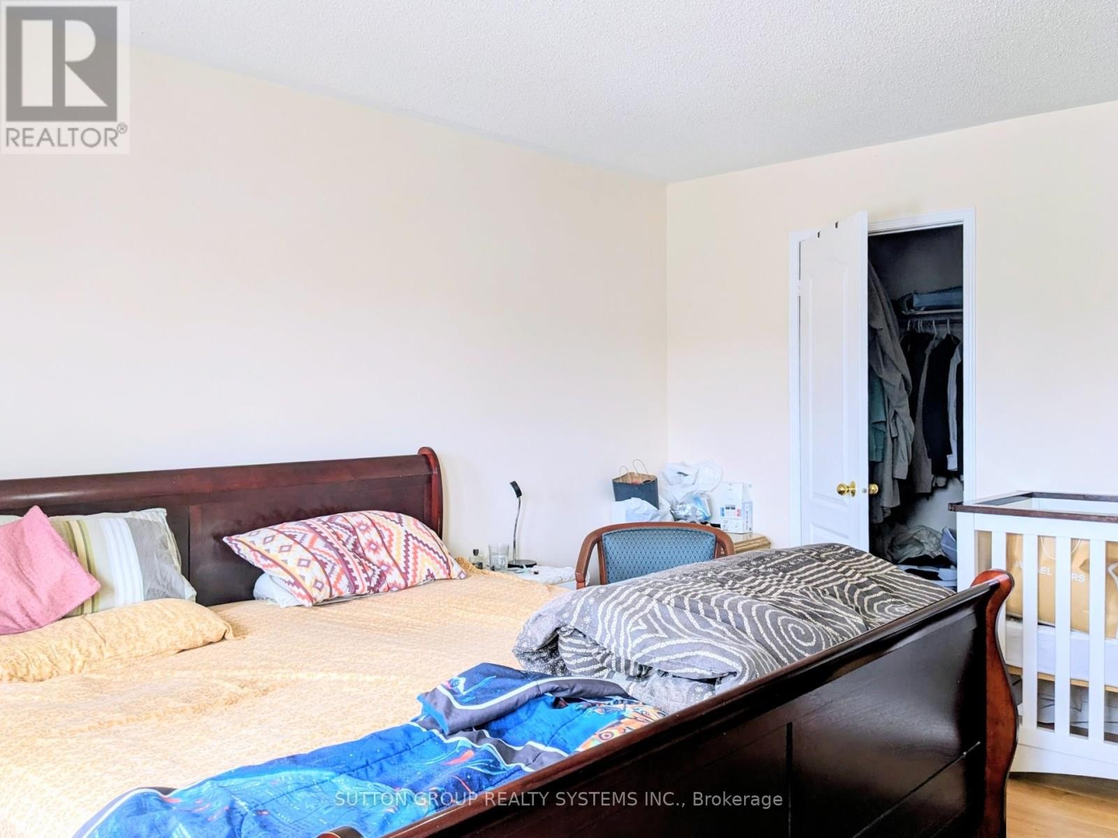 












5979 TENTH LINE W

,
Mississauga (Churchill Meadows),




Ontario
L5M6K7

