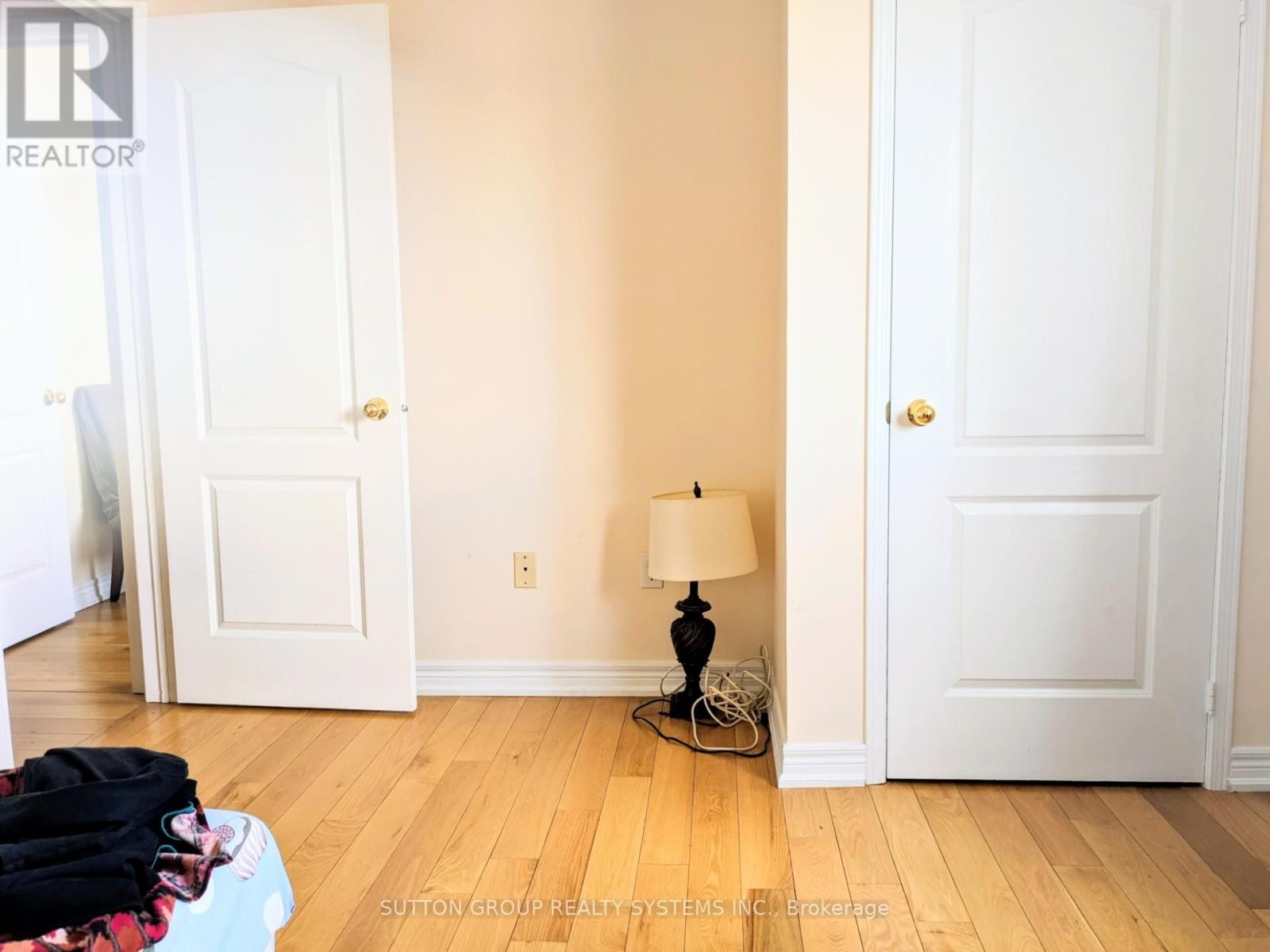 












5979 TENTH LINE W

,
Mississauga (Churchill Meadows),




Ontario
L5M6K7

