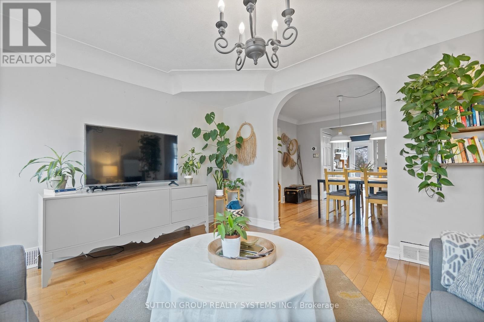 












2399 GLENWOOD SCHOOL DRIVE

,
Burlington (Freeman),




Ontario
L7R3R9

