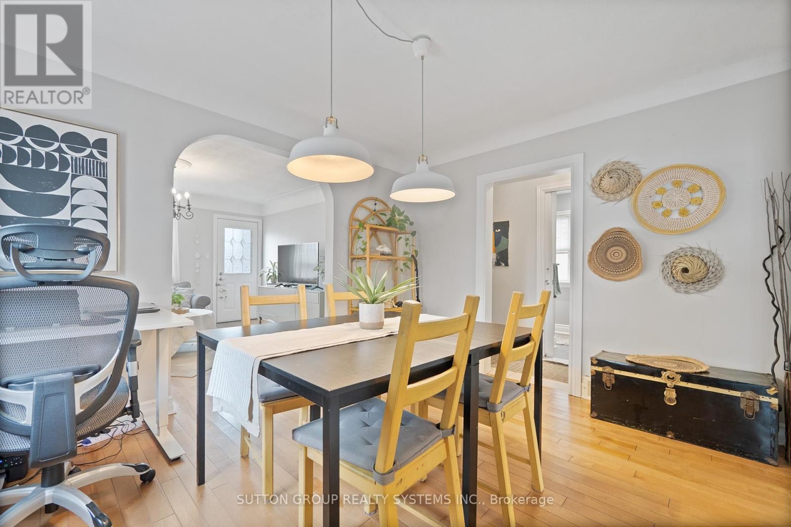 












2399 GLENWOOD SCHOOL DRIVE

,
Burlington (Freeman),




Ontario
L7R3R9

