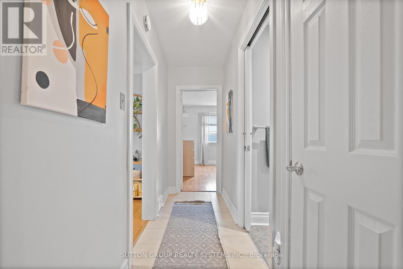 












2399 GLENWOOD SCHOOL DRIVE

,
Burlington (Freeman),




Ontario
L7R3R9

