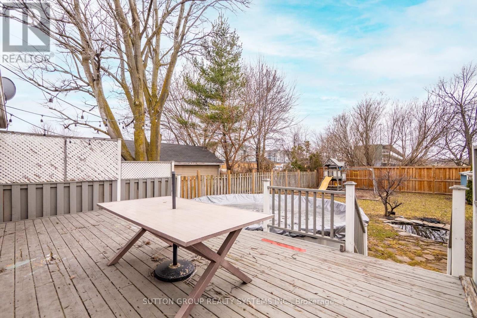 












2399 GLENWOOD SCHOOL DRIVE

,
Burlington (Freeman),




Ontario
L7R3R9

