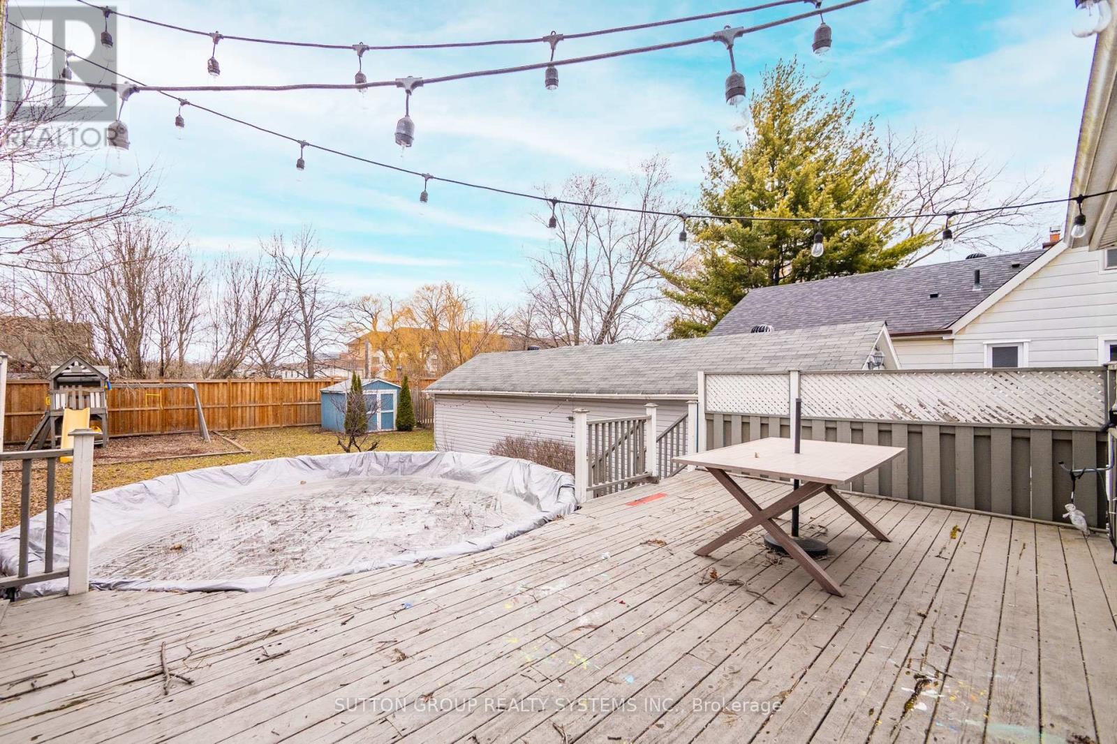 












2399 GLENWOOD SCHOOL DRIVE

,
Burlington (Freeman),




Ontario
L7R3R9

