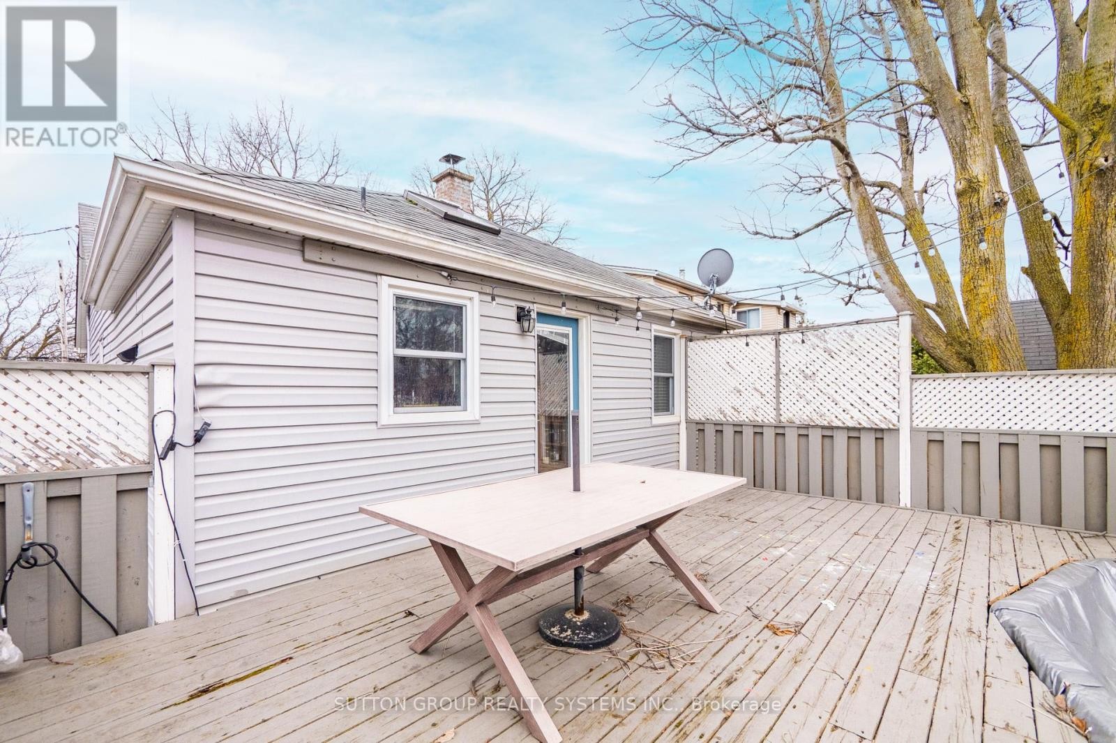 












2399 GLENWOOD SCHOOL DRIVE

,
Burlington (Freeman),




Ontario
L7R3R9

