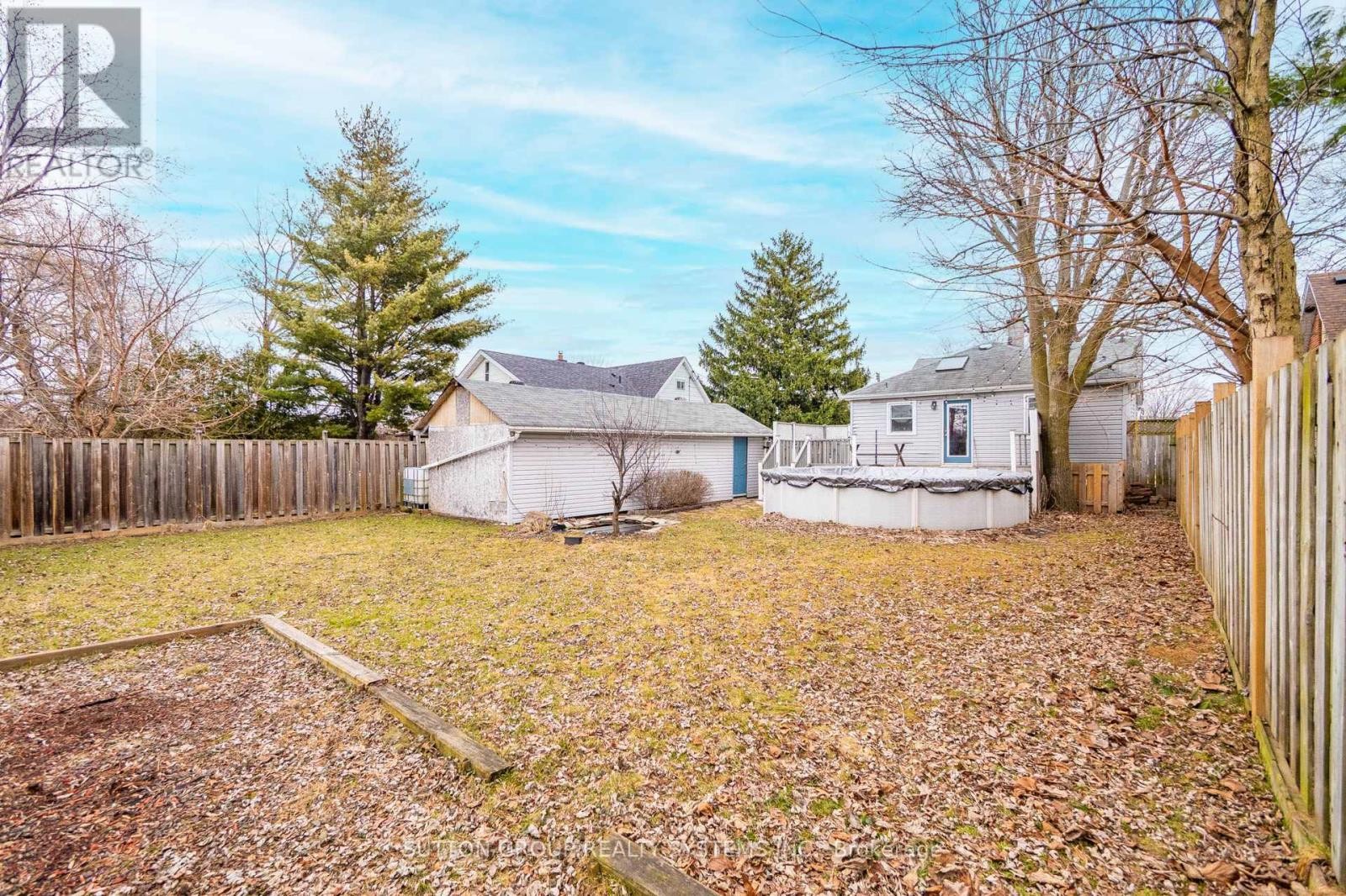 












2399 GLENWOOD SCHOOL DRIVE

,
Burlington (Freeman),




Ontario
L7R3R9

