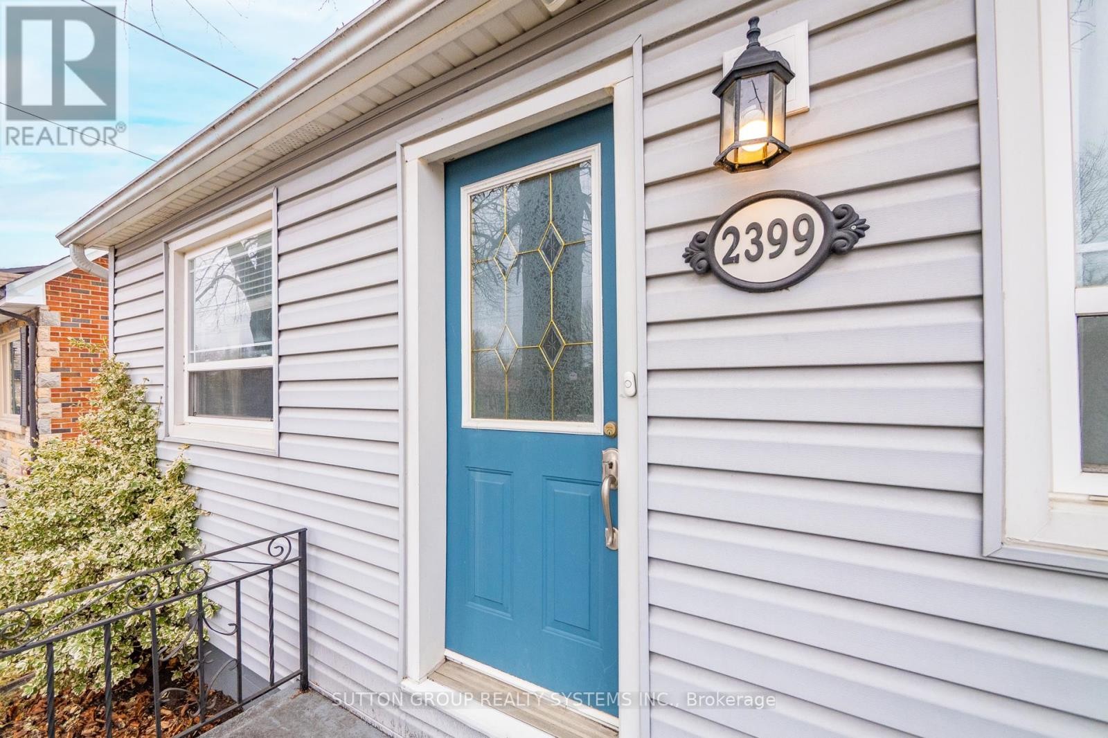 












2399 GLENWOOD SCHOOL DRIVE

,
Burlington (Freeman),




Ontario
L7R3R9

