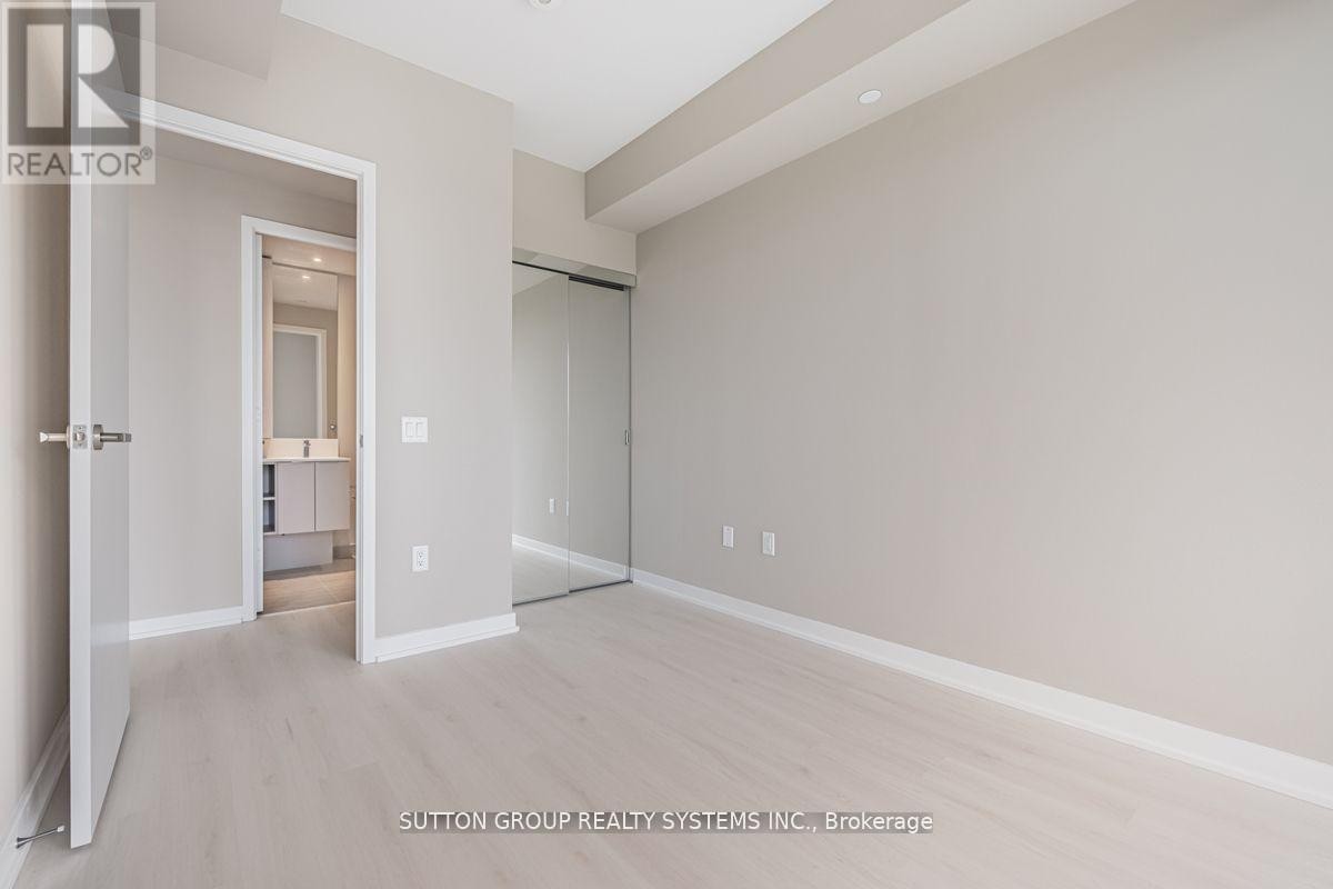 












707 - 3900 CONFEDERATION PARKWAY

,
Mississauga (City Centre),




Ontario
L5B0M3

