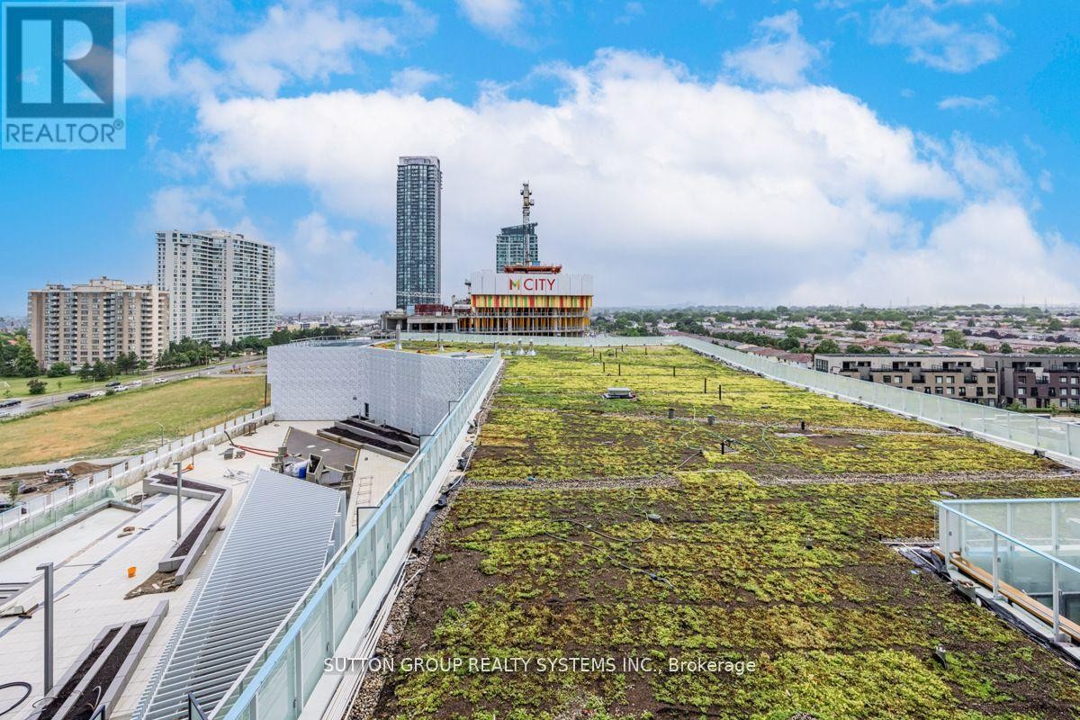 












707 - 3900 CONFEDERATION PARKWAY

,
Mississauga (City Centre),




Ontario
L5B0M3

