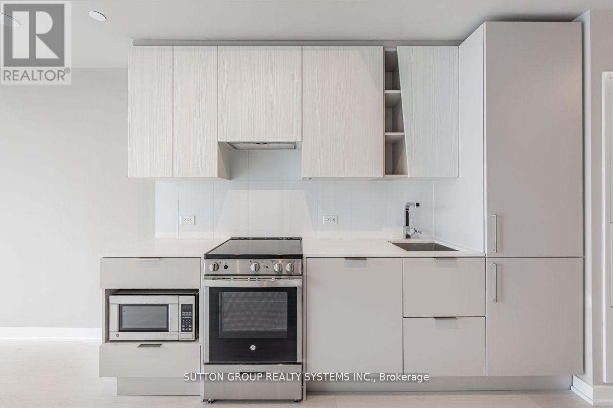 












707 - 3900 CONFEDERATION PARKWAY

,
Mississauga (City Centre),




Ontario
L5B0M3

