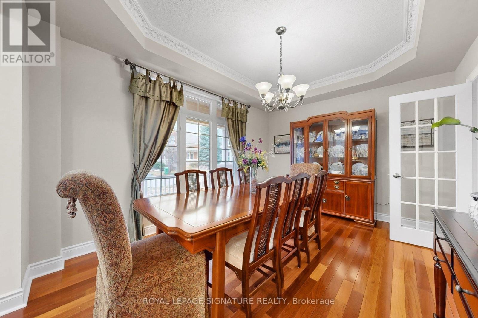 












1590 HALLSTONE ROAD

,
Brampton (Bram West),




Ontario
L6Y5K8

