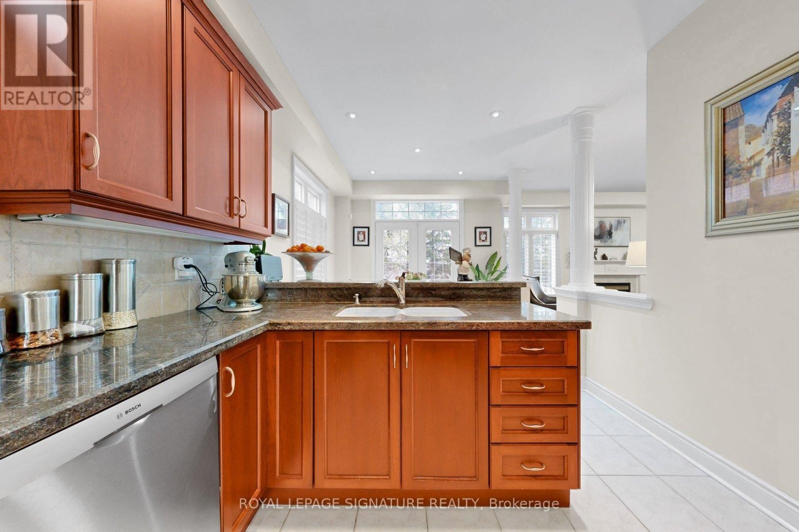 












1590 HALLSTONE ROAD

,
Brampton (Bram West),




Ontario
L6Y5K8

