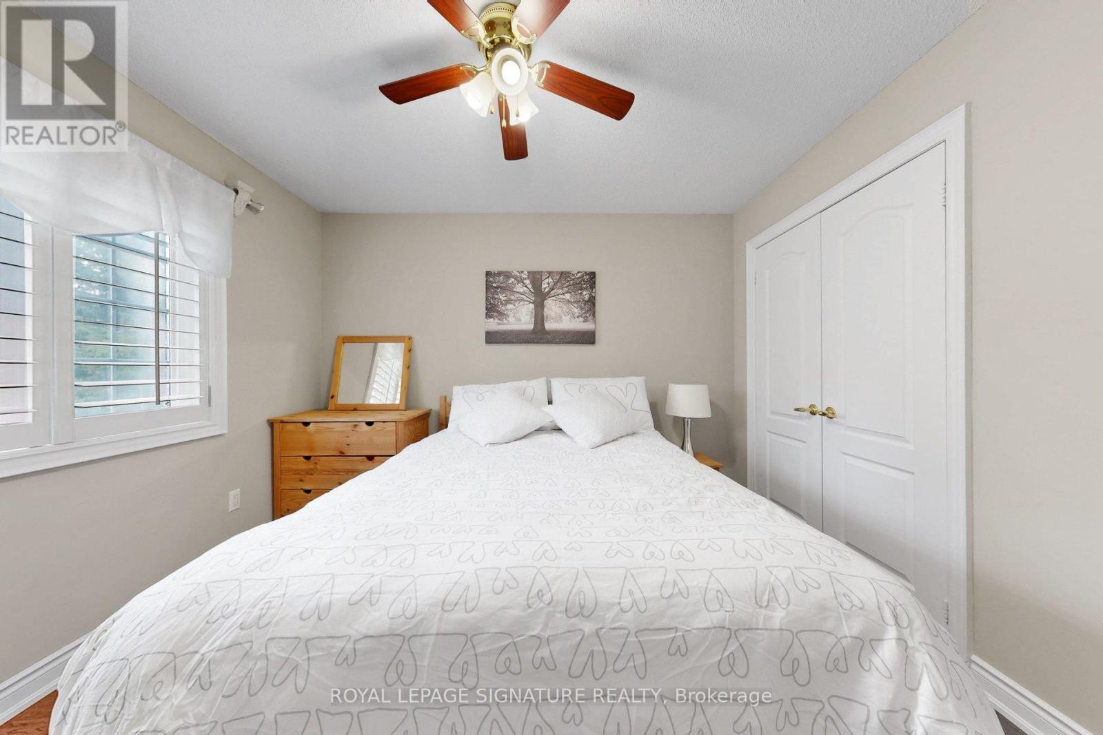 












1590 HALLSTONE ROAD

,
Brampton (Bram West),




Ontario
L6Y5K8

