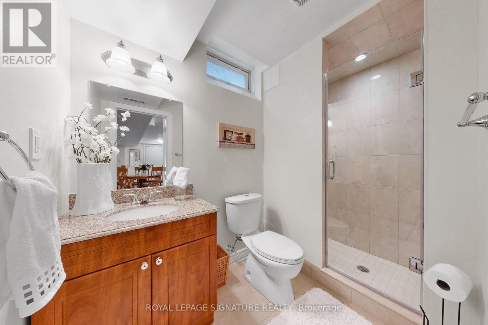 












1590 HALLSTONE ROAD

,
Brampton (Bram West),




Ontario
L6Y5K8

