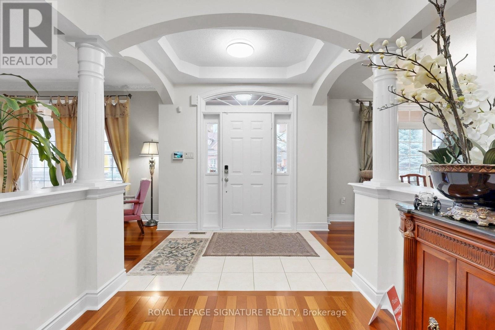 












1590 HALLSTONE ROAD

,
Brampton (Bram West),




Ontario
L6Y5K8

