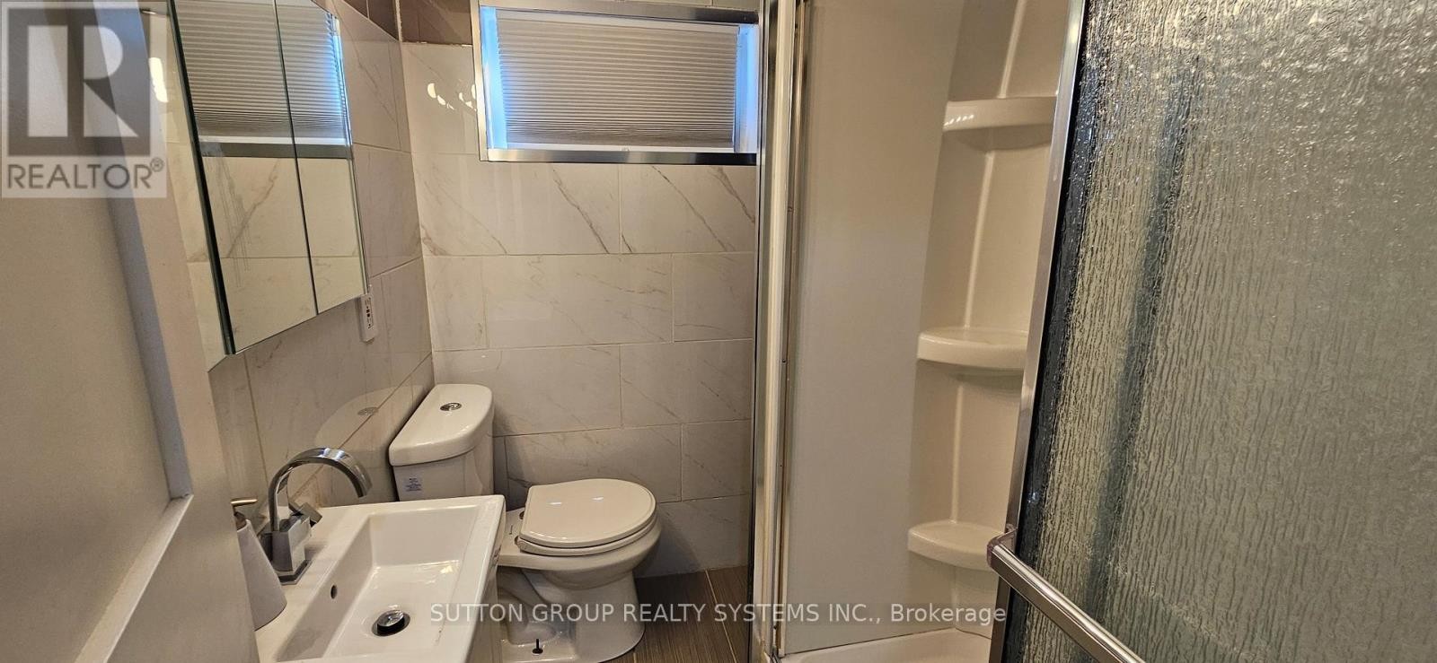 












LOWER LEVEL - 290 MORDEN ROAD

,
Oakville (WO West),




Ontario
L6K2S5

