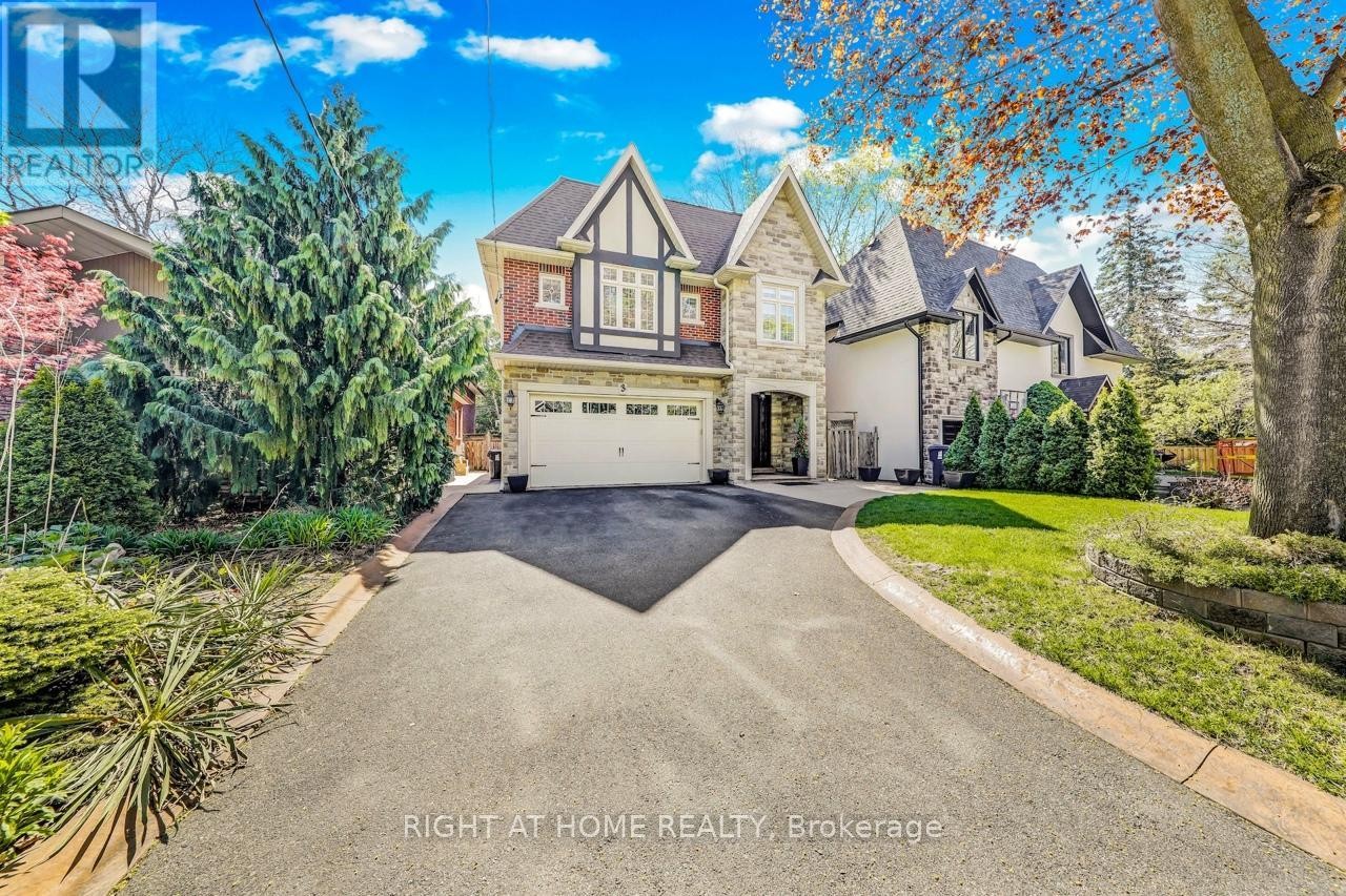 












3 WESTROSE AVENUE

,
Toronto (Kingsway South),




Ontario
M8X1Z9

