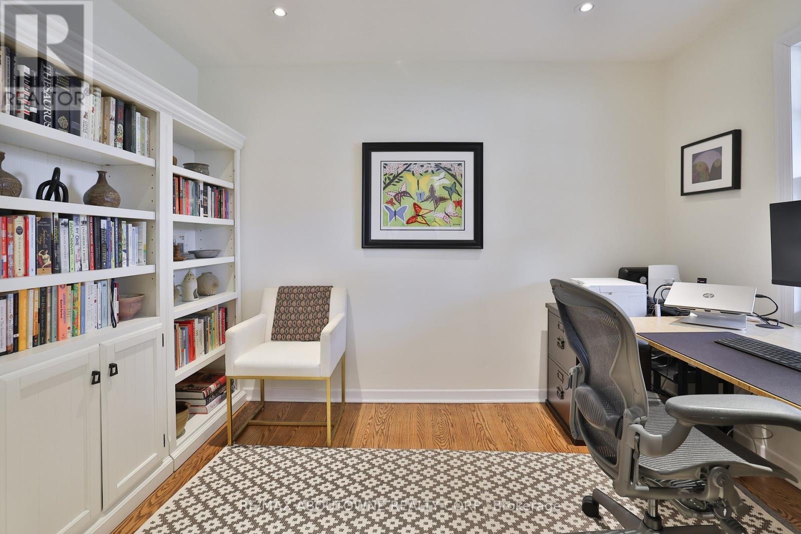 












1268 HILLHURST ROAD

,
Oakville (MO Morrison),




Ontario
L6J1X4

