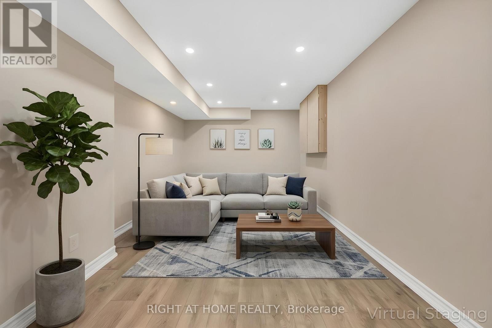 












17 - 1580 LANCASTER DRIVE

,
Oakville (FA Falgarwood),




Ontario
L6H2Z5

