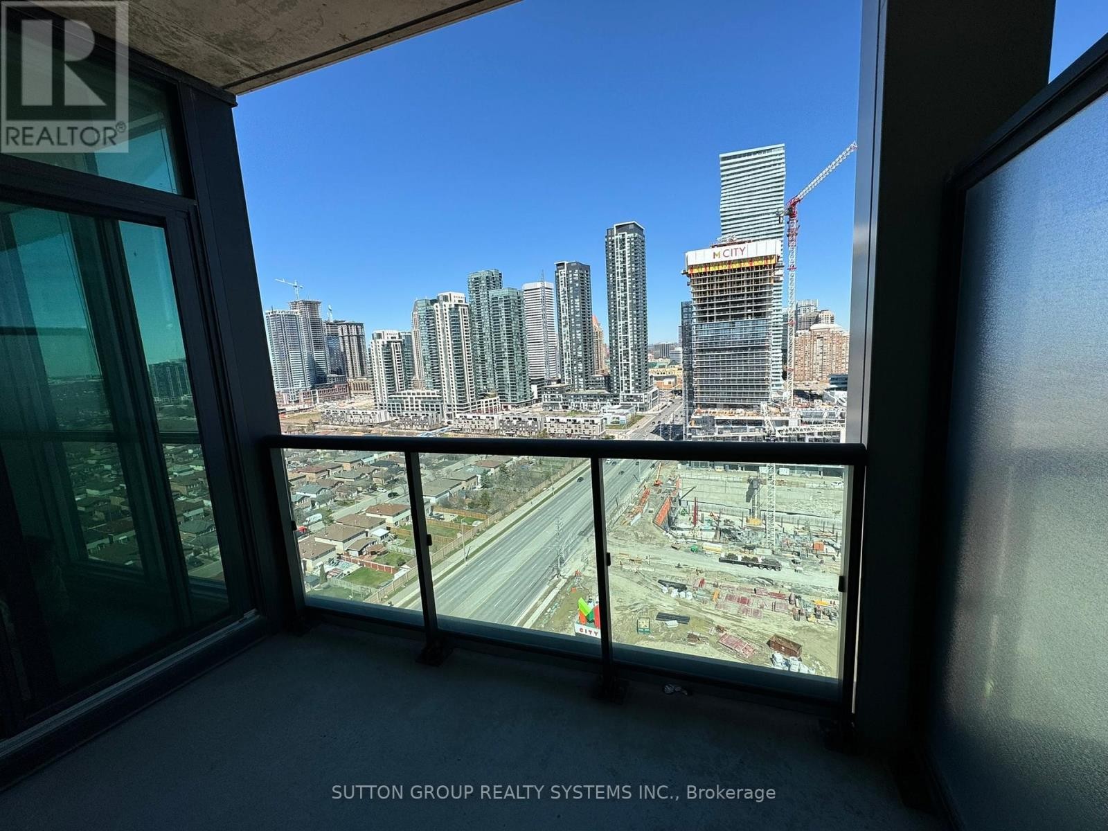 












1912 - 3985 GRAND PARK DRIVE

,
Mississauga (City Centre),




Ontario
L5B0H8

