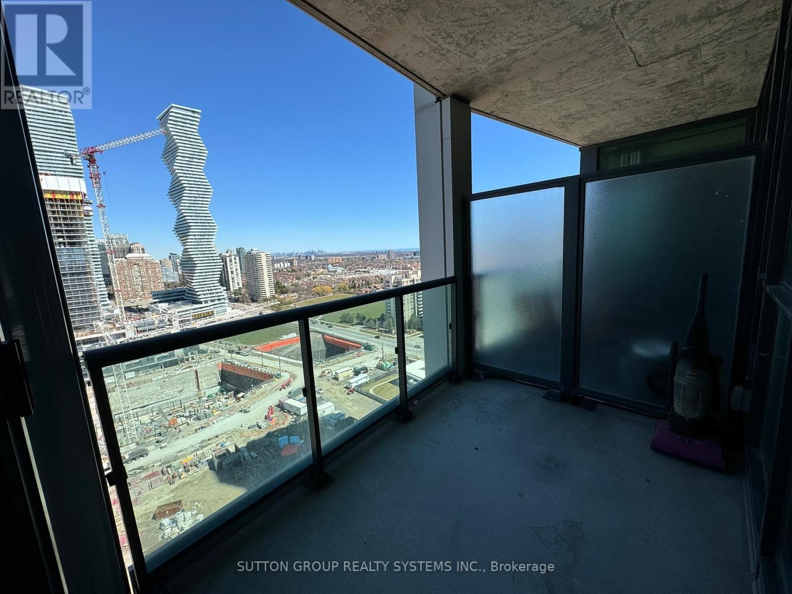 












1912 - 3985 GRAND PARK DRIVE

,
Mississauga (City Centre),




Ontario
L5B0H8

