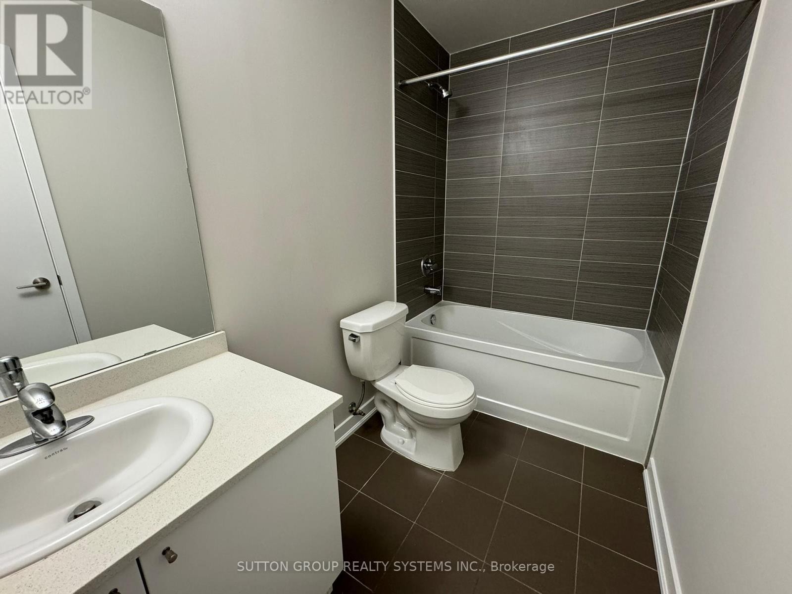 












1912 - 3985 GRAND PARK DRIVE

,
Mississauga (City Centre),




Ontario
L5B0H8

