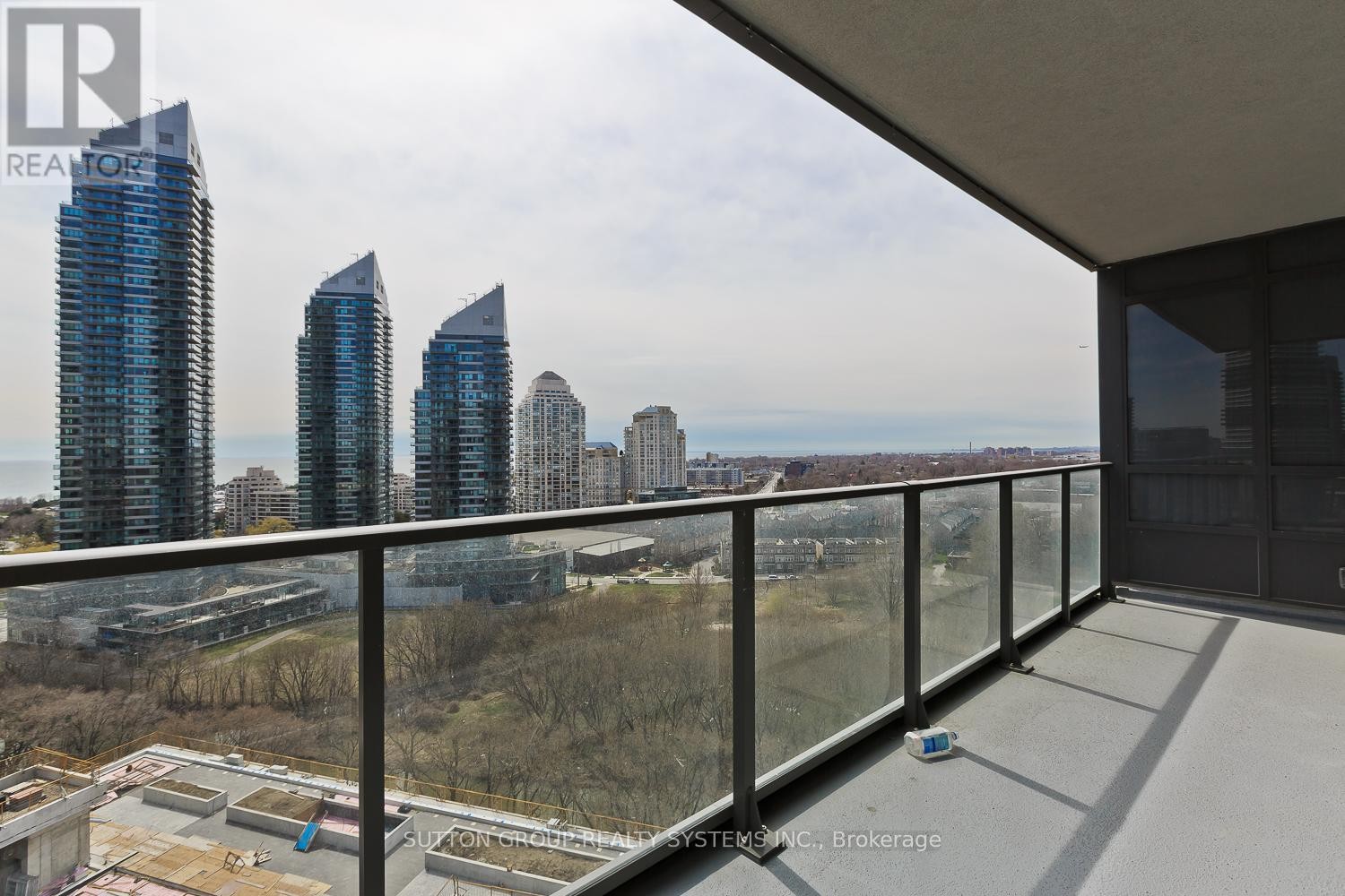 












1410 - 36 PARK LAWN ROAD

,
Toronto (Mimico),




Ontario
M8Y0C1

