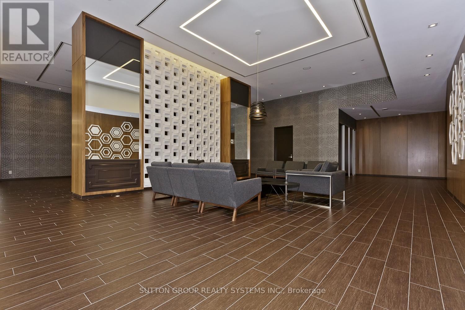 












1410 - 36 PARK LAWN ROAD

,
Toronto (Mimico),




Ontario
M8Y0C1

