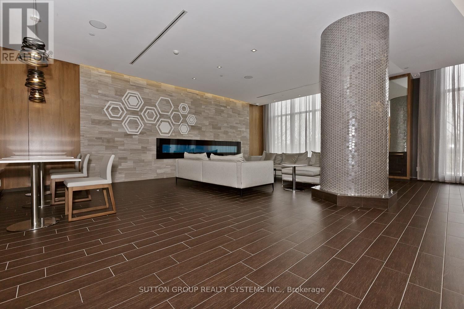 












1410 - 36 PARK LAWN ROAD

,
Toronto (Mimico),




Ontario
M8Y0C1

