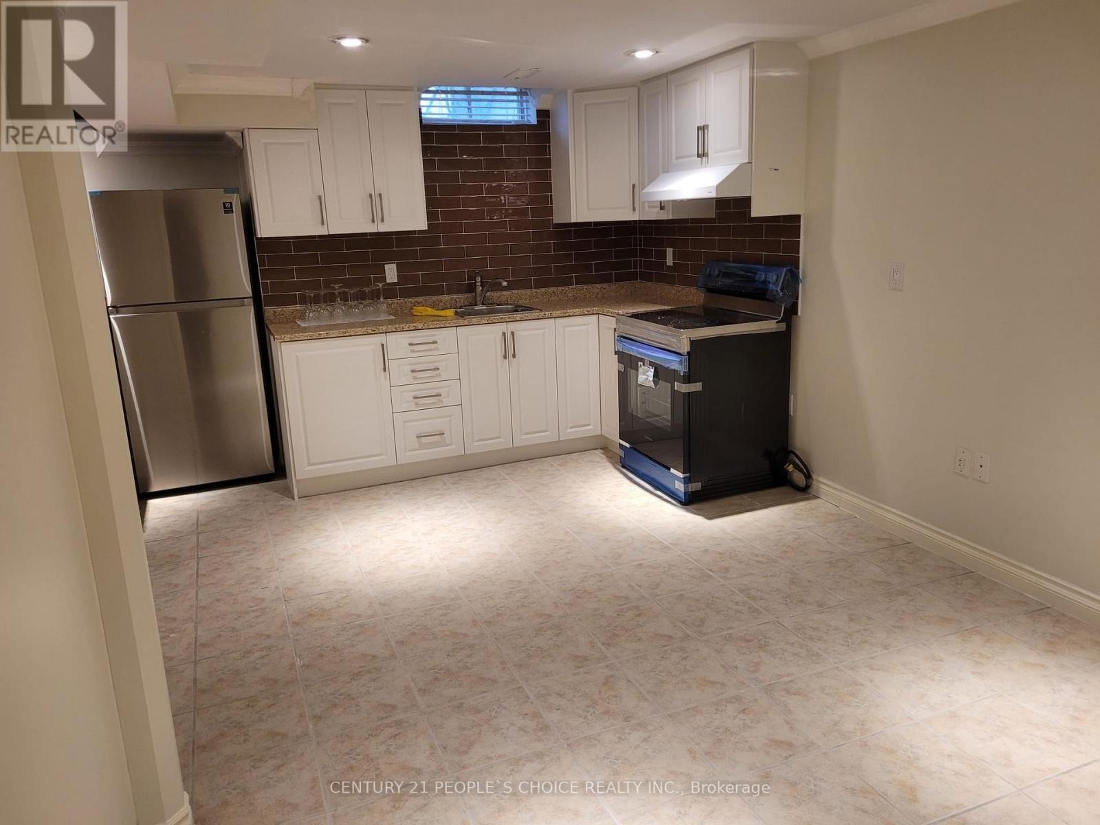












BSMNT - 2524 BANFIELD ROAD

,
Mississauga (Central Erin Mills),




Ontario
L5M5G2

