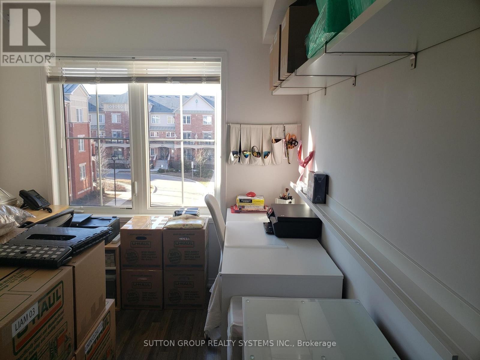 












8 - 2472 POST ROAD

,
Oakville (RO River Oaks),




Ontario
L6H0K1

