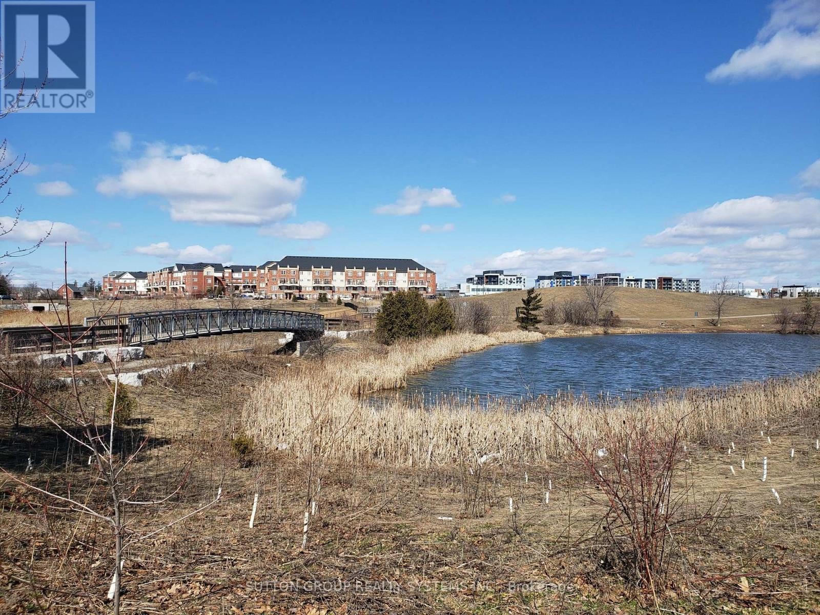 












8 - 2472 POST ROAD

,
Oakville (RO River Oaks),




Ontario
L6H0K1

