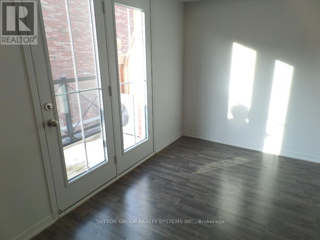 












8 - 2472 POST ROAD

,
Oakville (RO River Oaks),




Ontario
L6H0K1

