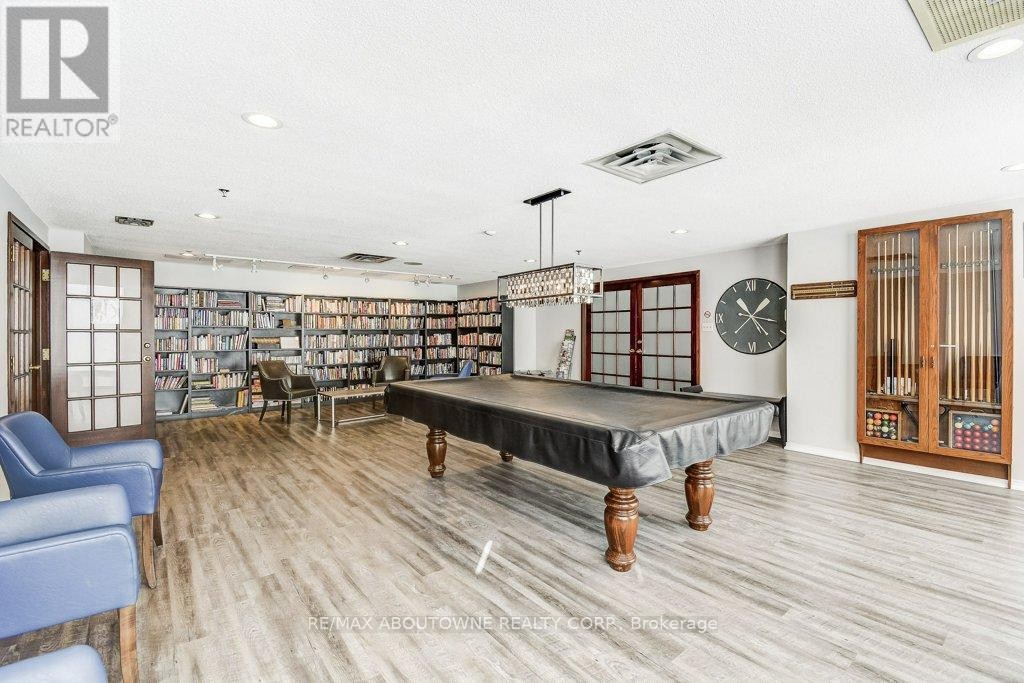 












519 - 2511 LAKESHORE ROAD W

,
Oakville (BR Bronte),




Ontario
L6L6L9

