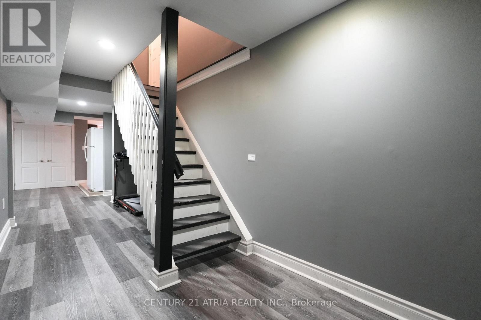 












36 LANSING SQUARE

,
Brampton (Heart Lake West),




Ontario
L6Z1E6

