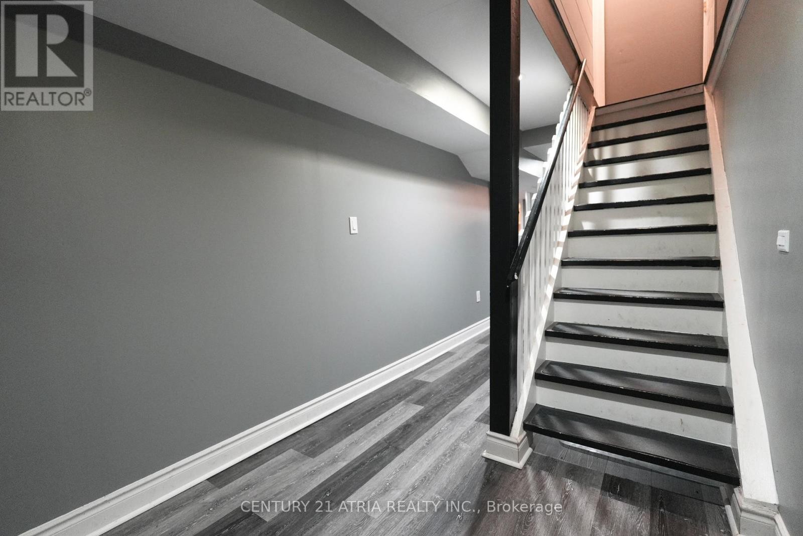 












36 LANSING SQUARE

,
Brampton (Heart Lake West),




Ontario
L6Z1E6

