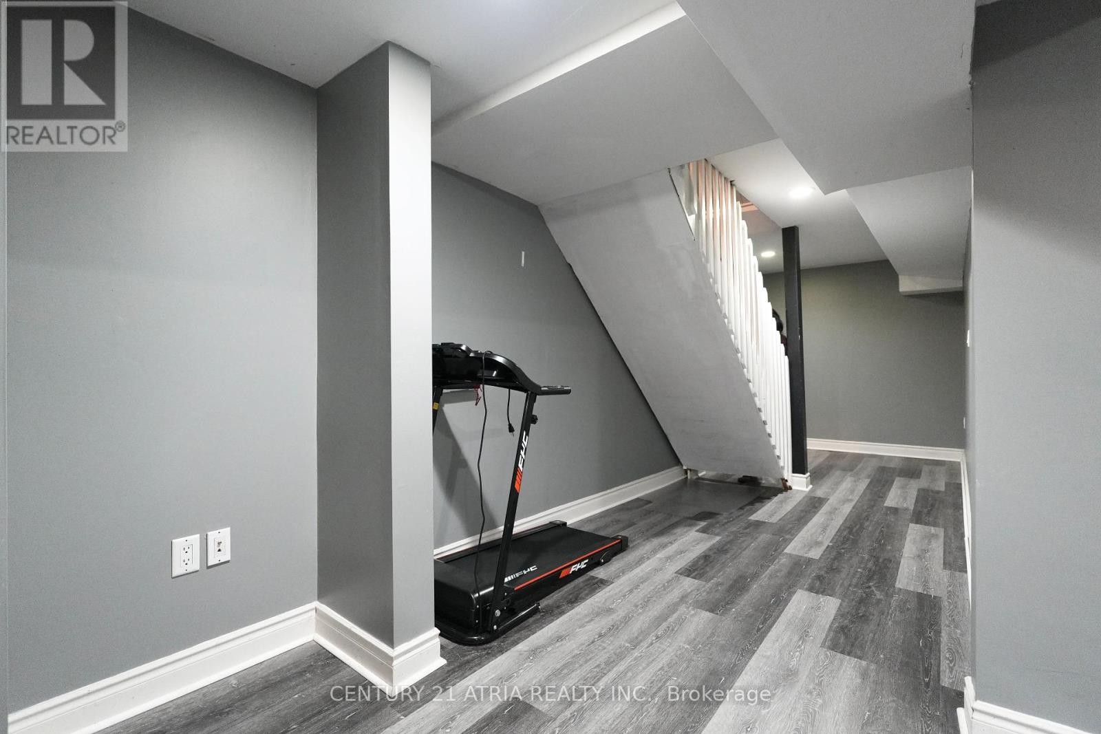 












36 LANSING SQUARE

,
Brampton (Heart Lake West),




Ontario
L6Z1E6

