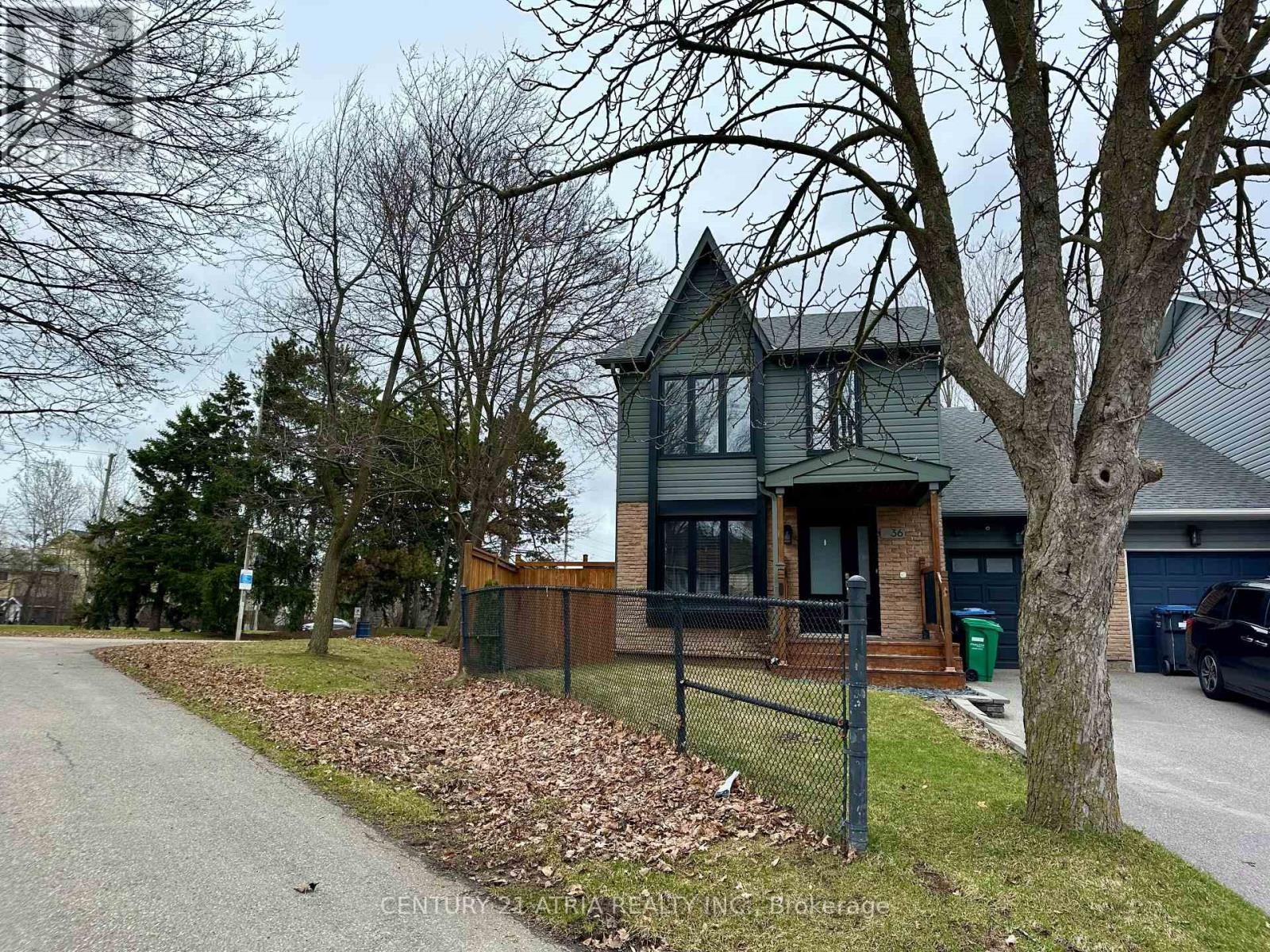 












36 LANSING SQUARE

,
Brampton (Heart Lake West),




Ontario
L6Z1E6

