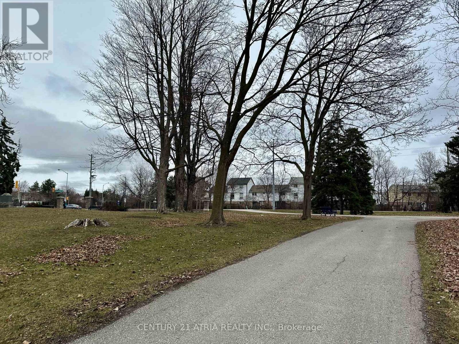 












36 LANSING SQUARE

,
Brampton (Heart Lake West),




Ontario
L6Z1E6

