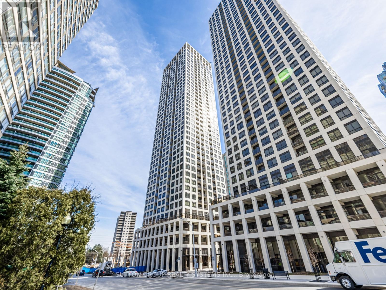 












3805 - 30 ELM DRIVE W

,
Mississauga (City Centre),




Ontario
L5B0N6

