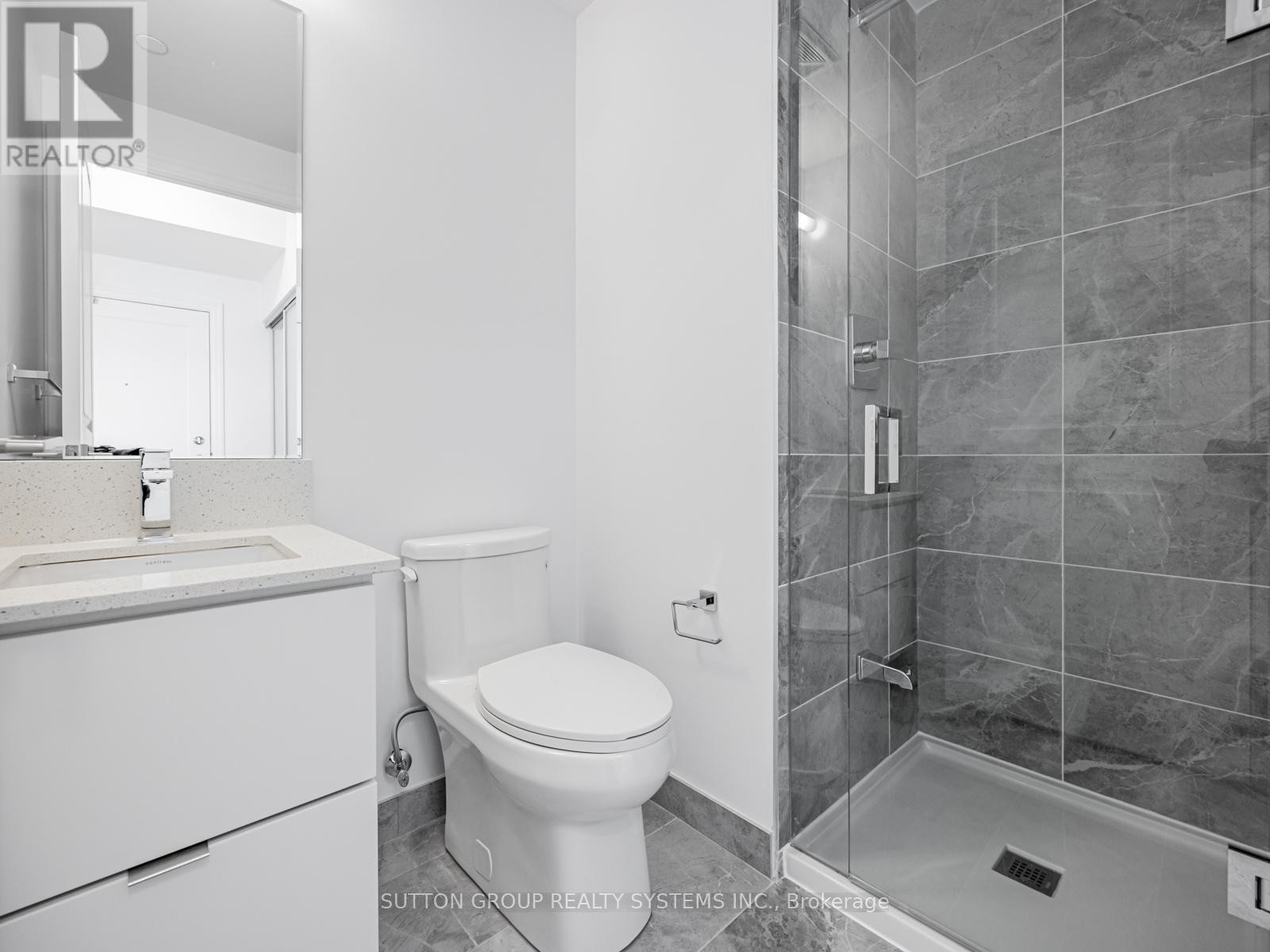 












3805 - 30 ELM DRIVE W

,
Mississauga (City Centre),




Ontario
L5B0N6

