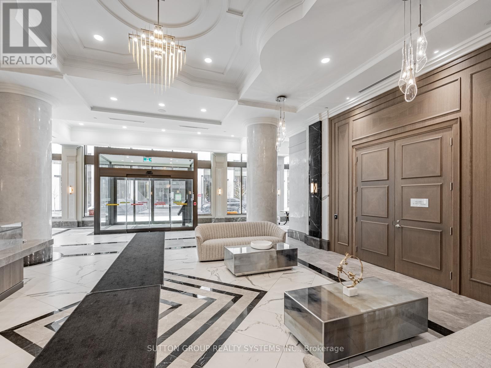 












3805 - 30 ELM DRIVE W

,
Mississauga (City Centre),




Ontario
L5B0N6

