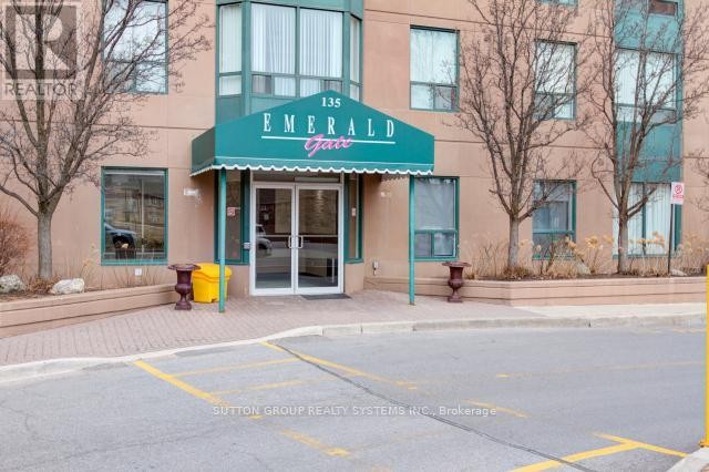 












1805 - 135 HILLCREST AVENUE

,
Mississauga (Cooksville),




Ontario
L5B4B1

