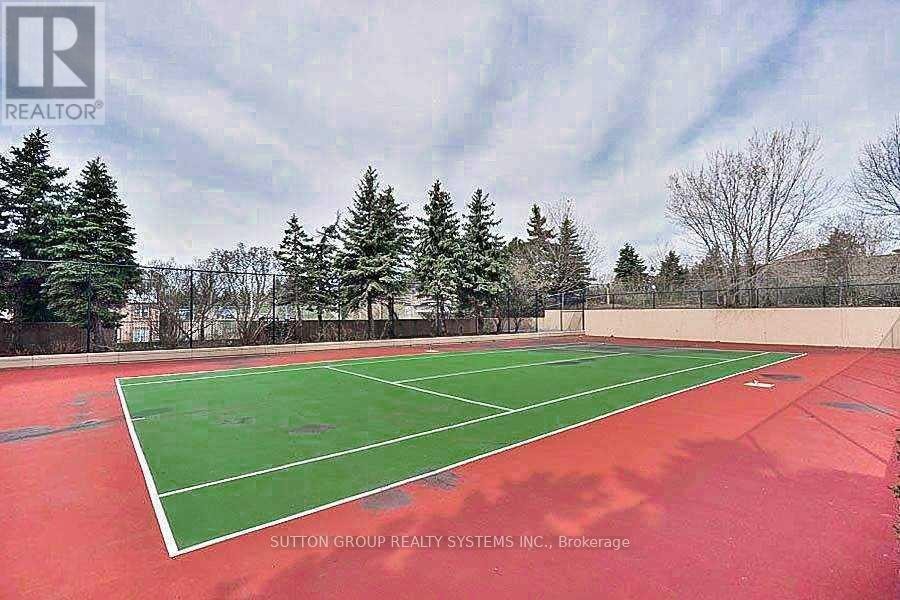 












1805 - 135 HILLCREST AVENUE

,
Mississauga (Cooksville),




Ontario
L5B4B1

