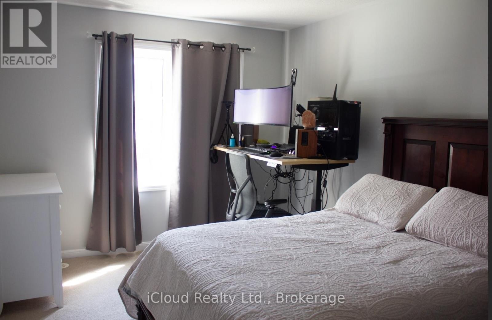 












118 BAYCLIFFE CRESCENT

,
Brampton (Northwest Brampton),




Ontario
L7A3Z4

