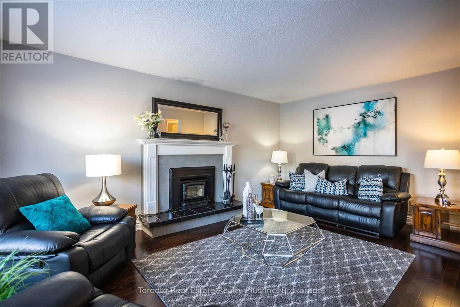 












48 NEWBURY CRESCENT

,
Brampton (Westgate),




Ontario
L6S5L6

