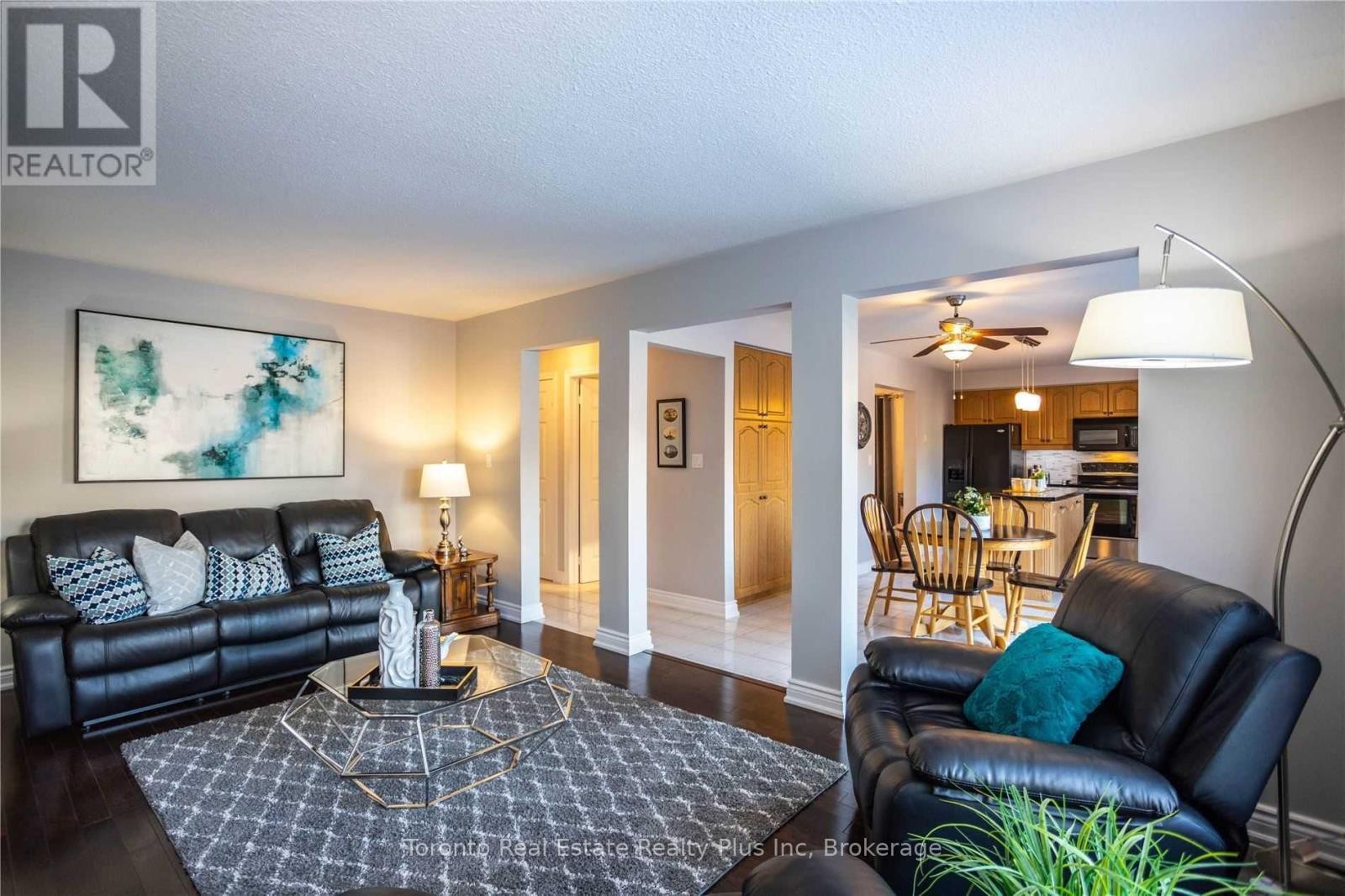 












48 NEWBURY CRESCENT

,
Brampton (Westgate),




Ontario
L6S5L6

